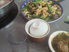 -官塘陈记鱼生·潮汕砂锅粥·牛肉火锅(潮枫路总店)