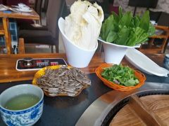 -老刘生态大鱼坊铁锅炖鱼(赛马场店)