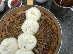 胡辣汤-胡家包子·清真(大众巷店)