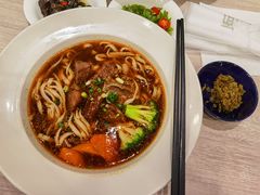 -康师傅私房牛肉面(马泉营奥莱店)