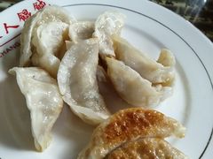 马蹄锅贴-长人馄饨铺(解放街店)