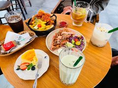 -洛蒂·咖啡与轻食