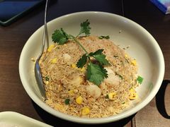 -大头虾越式风味餐厅(光明广场店)