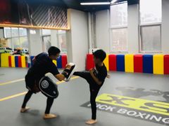 -享受健身·美体塑形馆