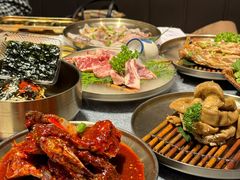 -草家酱蟹炭火烤肉店(珲春南路二店)