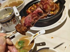 -小河公主秘制烤羊腿(小绿谷店)