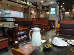 大堂-六合里雄记汕头牛肉火锅(东门店)