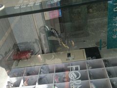 -福奈特洗衣·洗鞋·奢侈品护理(名佳花园店)