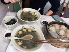 鸭血粉丝-百年尹氏汤包(湖南路狮子桥店)