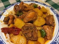 新疆大盘鸡-新疆巴州金丝特餐厅(大钟寺店)
