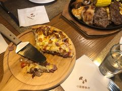 鸡肉披萨-勺园西餐厅