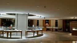 -北京七彩云南翡翠珠宝旗舰店(月坛店)