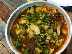 酸菜牛肉-八张桌子(老店)