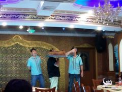 -维吾尔餐厅(宜山路店)