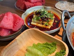 -野山舂·贵州现舂酸汤火锅(鸿通城店)