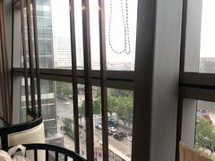 靠窗位-新草堂锅物料理(泉城路店)
