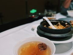 -红鼎豆捞·非遗鲍皇汤火锅(宝丰路店)