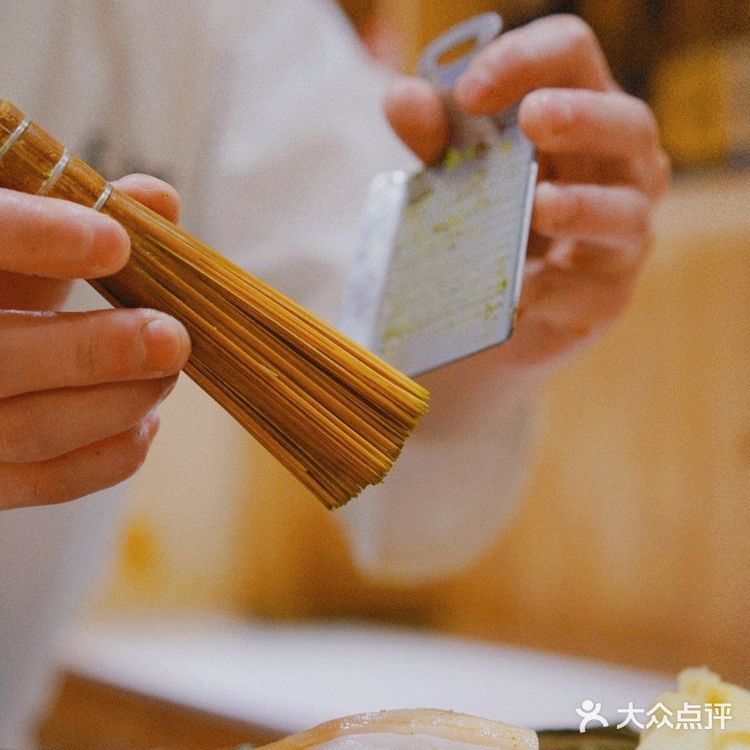 主厨好害羞，像一休哥☺️