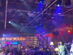 -喜鹊音乐酒馆(西街店)