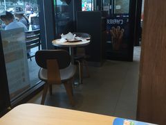 用餐区-汉堡王(房山绿地缤纷城店)