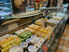 面包甜点陈列柜-味多美蛋糕(航天桥店)