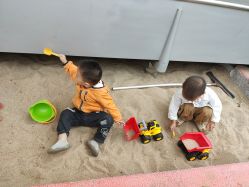 -季高兔窝窝亲子园(上海薰衣草公园店)