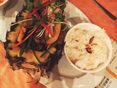-Lanterns Vietnamese Restaurant