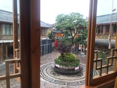 -猫的天空之城概念书店(丽江古城饮玉巷店)
