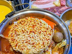 -哈哈碳都·牛肋条无限自助烤肉(台江万达店)