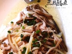 鲳鱼-老洋房花园饭店(绍兴路店)