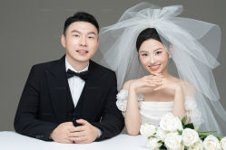 -雪中彩影婚纱摄影·品控旗舰店