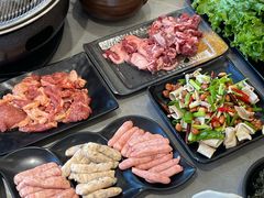 -啊美丽炭火烤肉(滑翔一店)