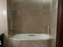 -舟山希尔顿酒店