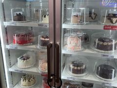 -DQ·蛋糕·冰淇淋(湖景东路店)