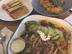 -HELLO 27 意面·沙拉·帕尼尼