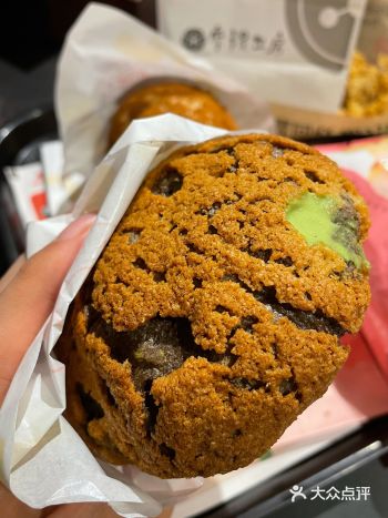 爆浆感满满太幸福了 迷你雪泡芙一口一个也是超赞