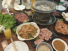 -韩风烤牛肉冷面店