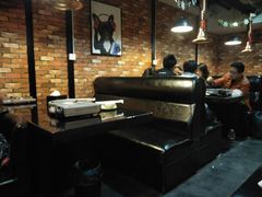 卡座-炙韩料理·部队锅专门店