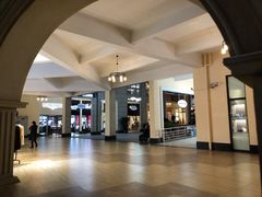 -王府井奥莱临潼小镇(临潼店)