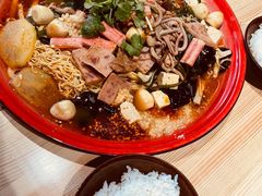 -老街称盘麻辣烫(真武路店)