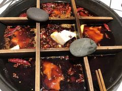 -瓜西西重庆火锅(花溪店)