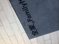 -全家便利店(东直门店)