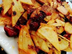 -扒虾小妹儿麻辣海鲜(宏图街店)