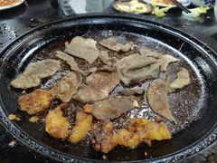 -牛得很·鲜牦牛肉烧烤·牛羊肉菌汤锅(康定店)