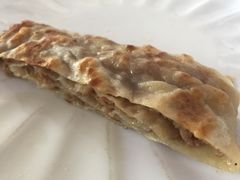 -溢心园香河肉饼总店