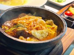 -穹六人间 people 6(岳阳路店)