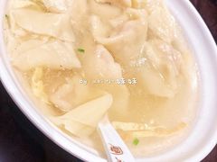 刀鱼馄饨-老半斋(福州路店)