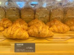 可颂-面包新语(滨湖万达店)