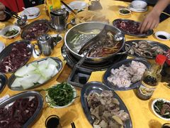 -五洞培记山庄·鲜牛肉火锅