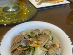 -赶海部落海鲜城(海阳路店)